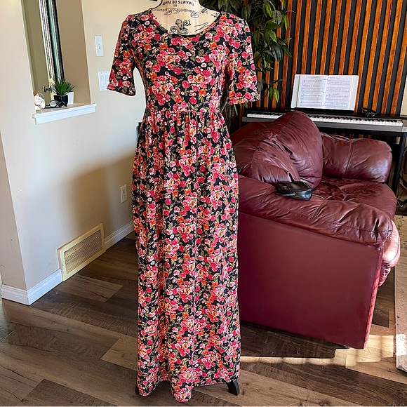 Mikarose 53” height Black-Pink Floral Short Sleeves Maxi Dress  Size XS - Picture 1 of 6